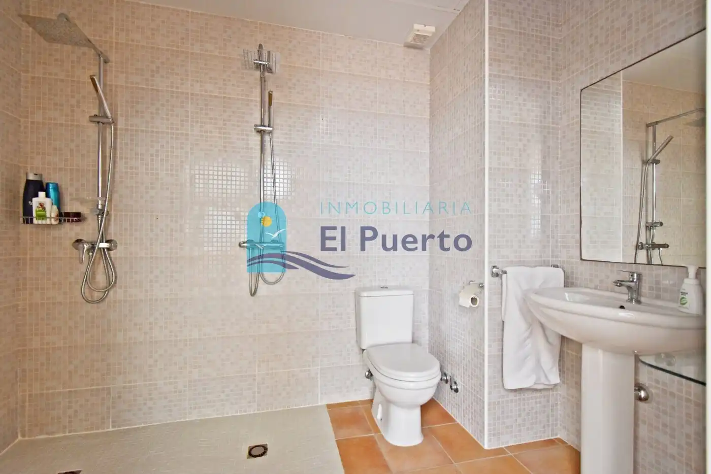 Bathroom of Houses for sale in Cartagena  with Air Conditioner, Private garden and Terrace