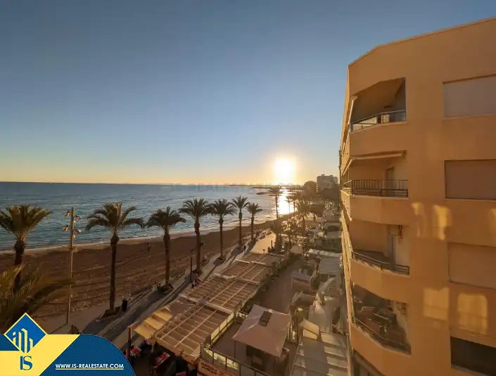 Pis amb terrassa en venda a Playa del Cura