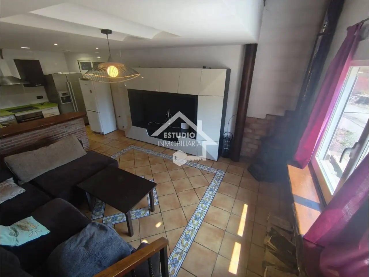 Sala d'estar de Casa o xalet en venda en Villar de Torre amb Aire condicionat, Calefacció i Jardí privat