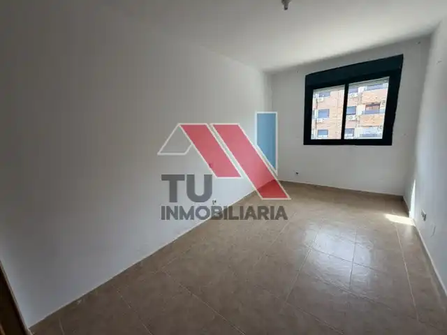 Bedroom of Flat for sale in Fuensalida  with Balcony and Community pool