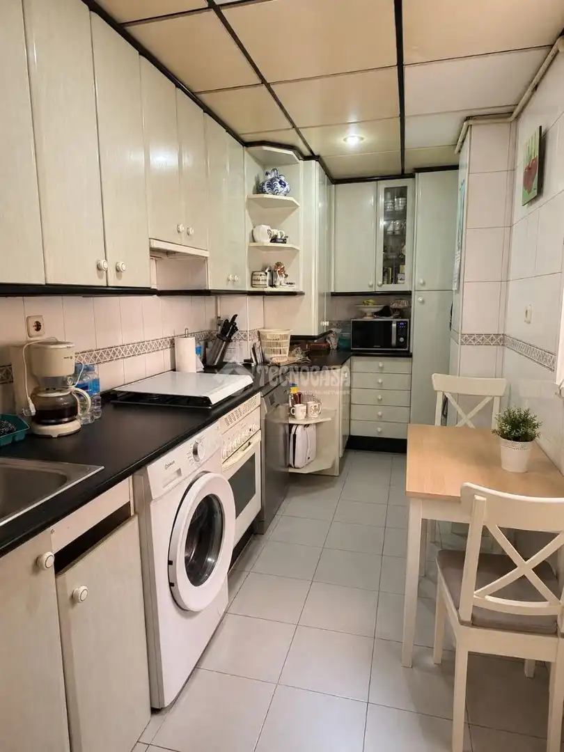 Cocina de Piso en venta en Valdemoro con Calefacción, Terraza y Trastero