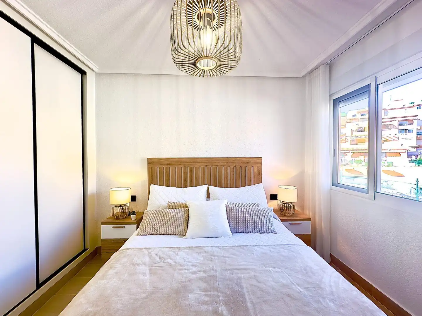 Apartamento con piscina en venta en Avenida Notario Juan José Martínez Román, imagen 16
