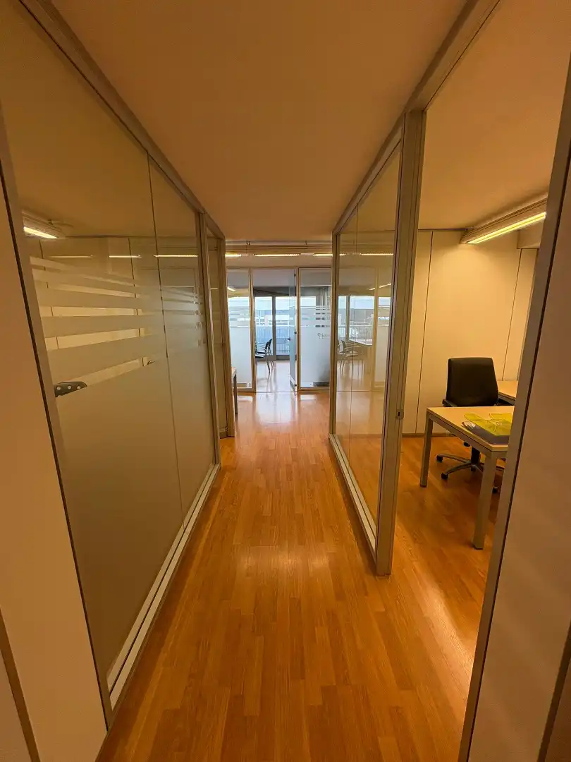 Oficina de lloguer en Girona amb Terrassa