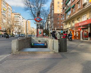 Exterior view of Flat to rent in  Madrid Capital  with Air Conditioner