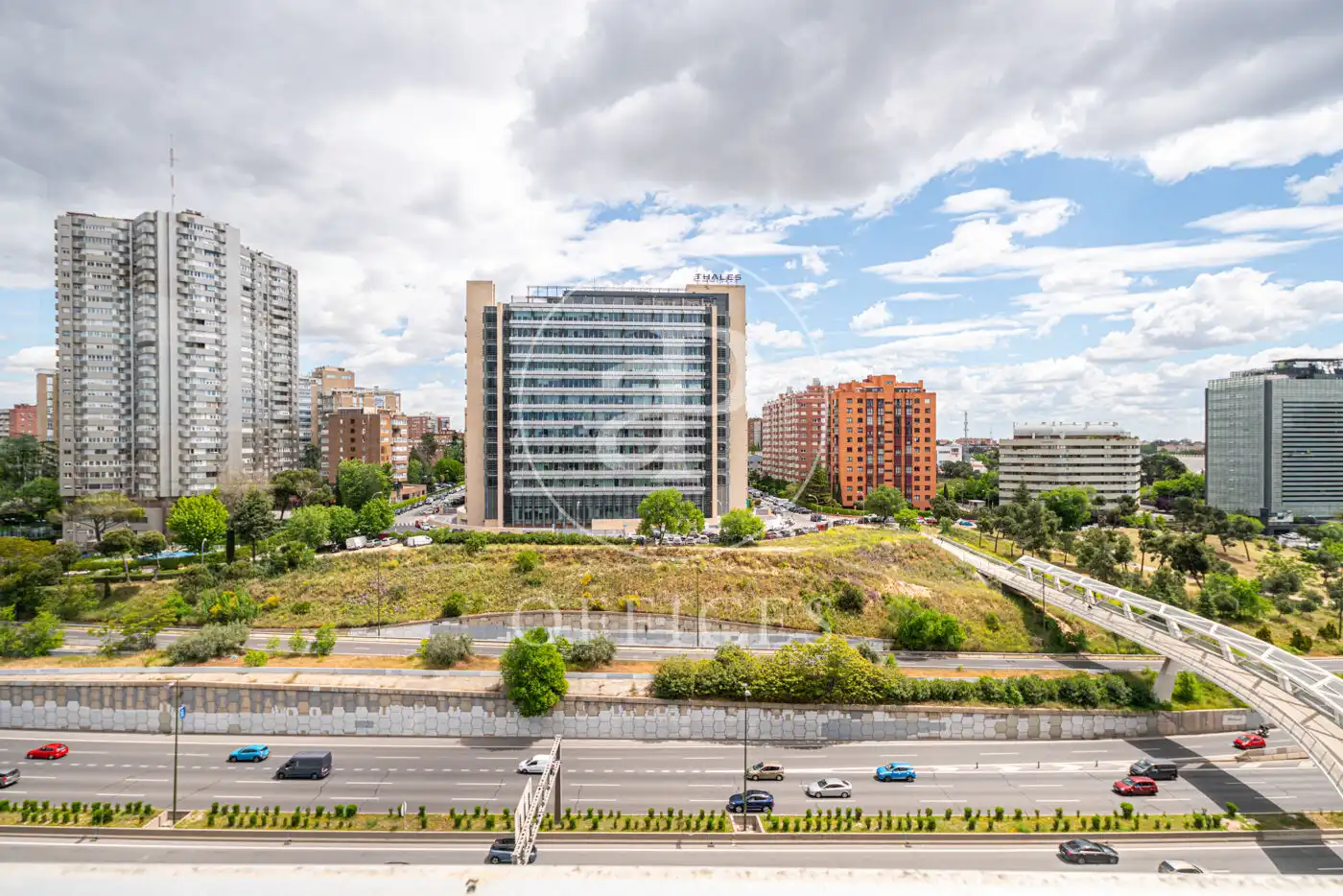 Exterior view of Office for rent in Madrid  with Air Conditioner and Heating