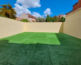 Garden of Flat to rent in Ajalvir