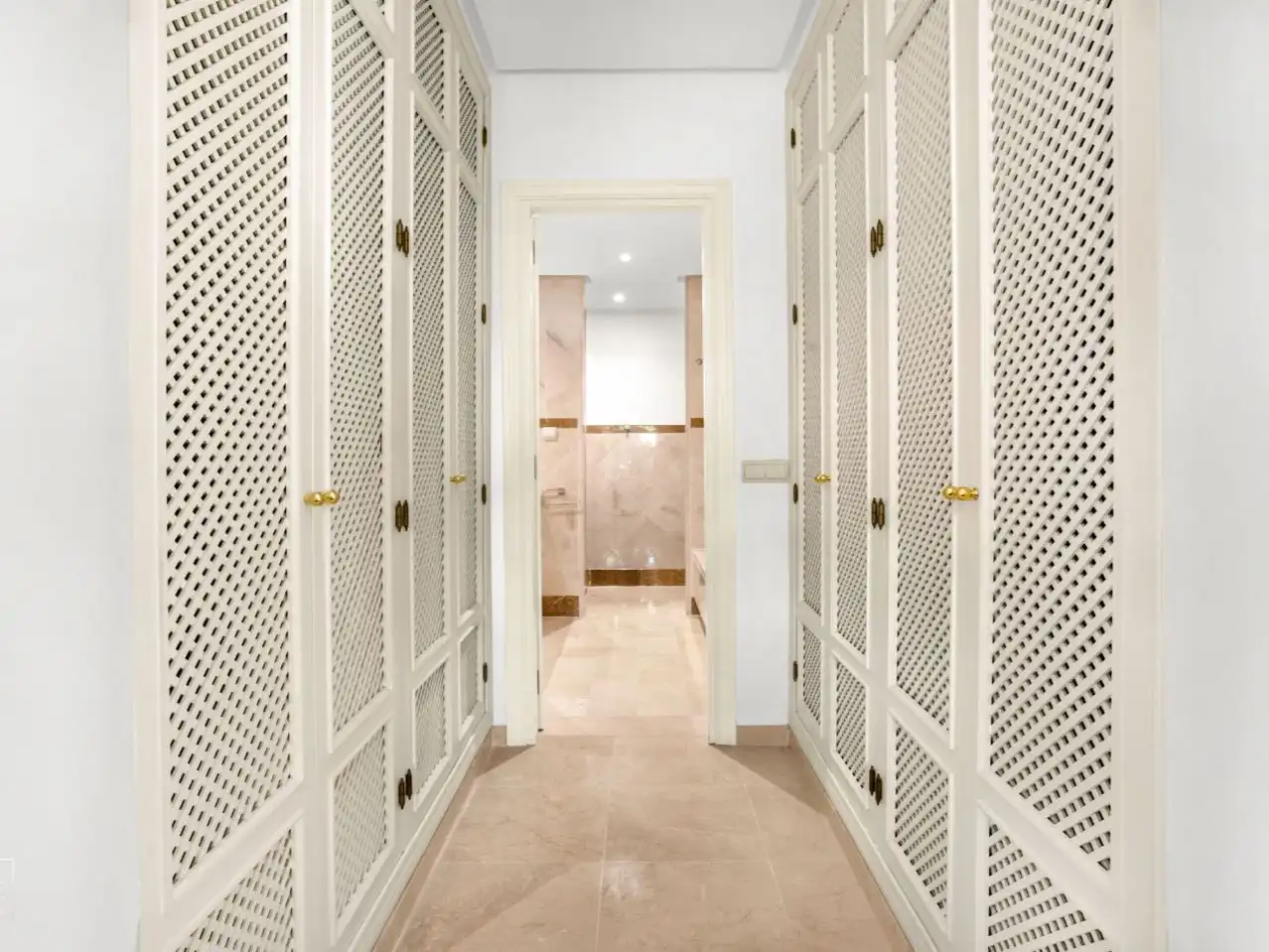 Apartments for sale in Nueva Andalucía