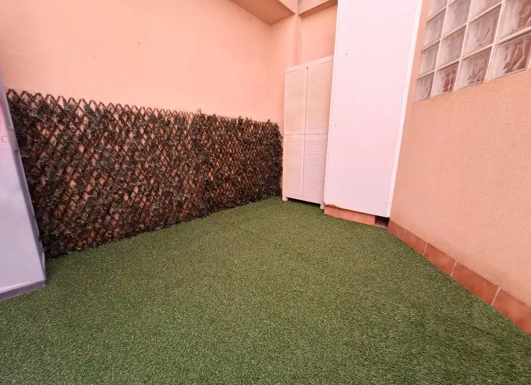 Terraza de Apartamento en venta en Almería con Aire acondicionado