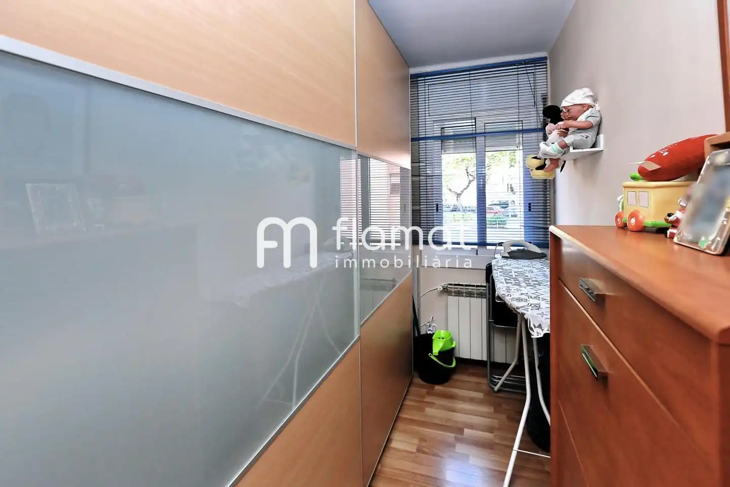 Wohnung zum Verkauf in Badalona mit Klimaanlage, Heizung und Balkon