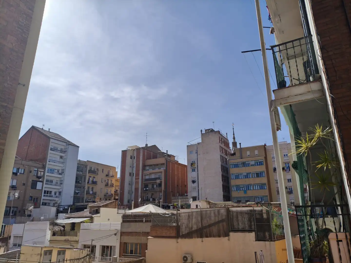 Vista exterior de Pis en venda en Barcelona amb Balcó