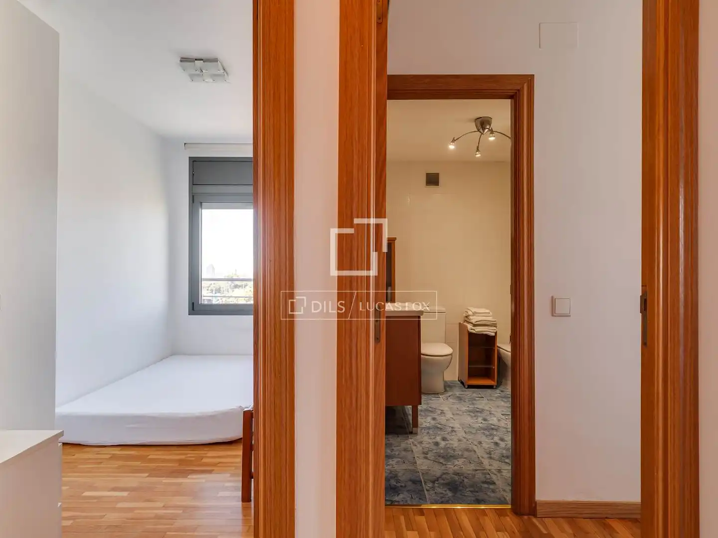 Habitación de Piso de alquiler en Barcelona con Aire acondicionado, Calefacción y Amueblado