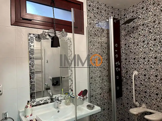 Casa aparellada en venda a Fontaneda, imagen 25