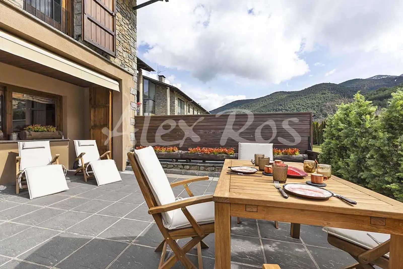 Terrace of Houses for sale in Urús  with Heating, Private garden and Terrace