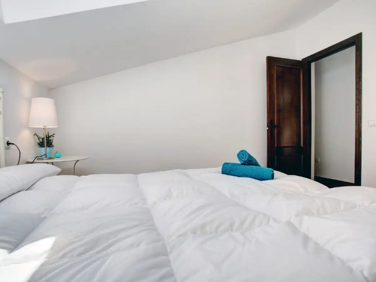 Schlafzimmer von Maisonette zur Miete in Benaocaz mit Klimaanlage, Heizung und Parkett