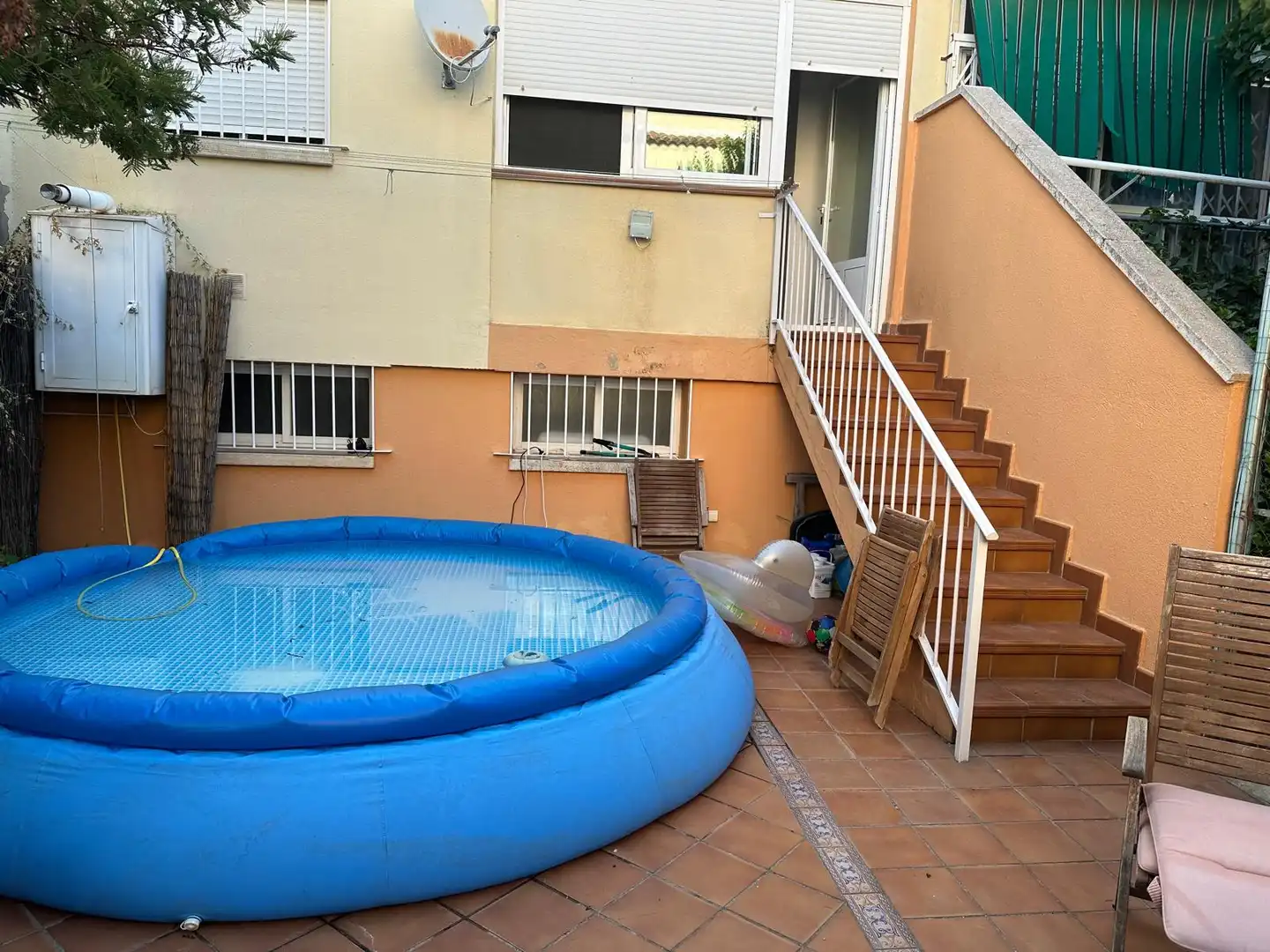 Piscina de Casa adosada en venta en Ciudad Real con Aire acondicionado, Calefacción y Trastero