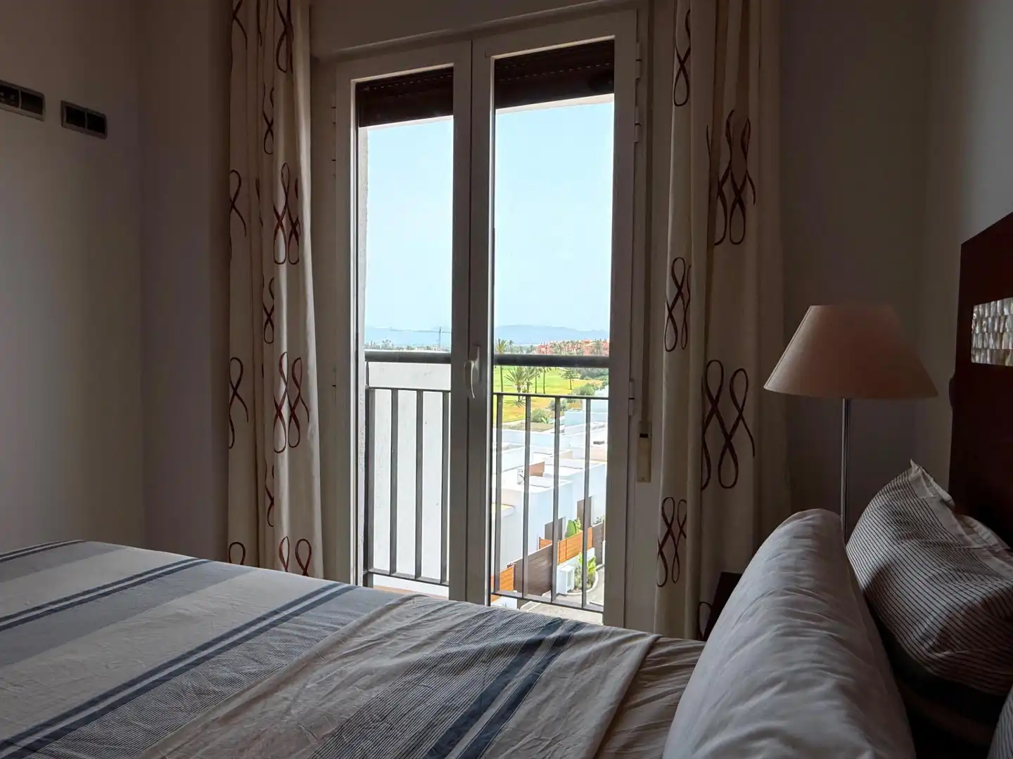 Schlafzimmer von Wohnung zur Miete in Los Alcázares mit Klimaanlage, Terrasse und Gemeinschaftspool