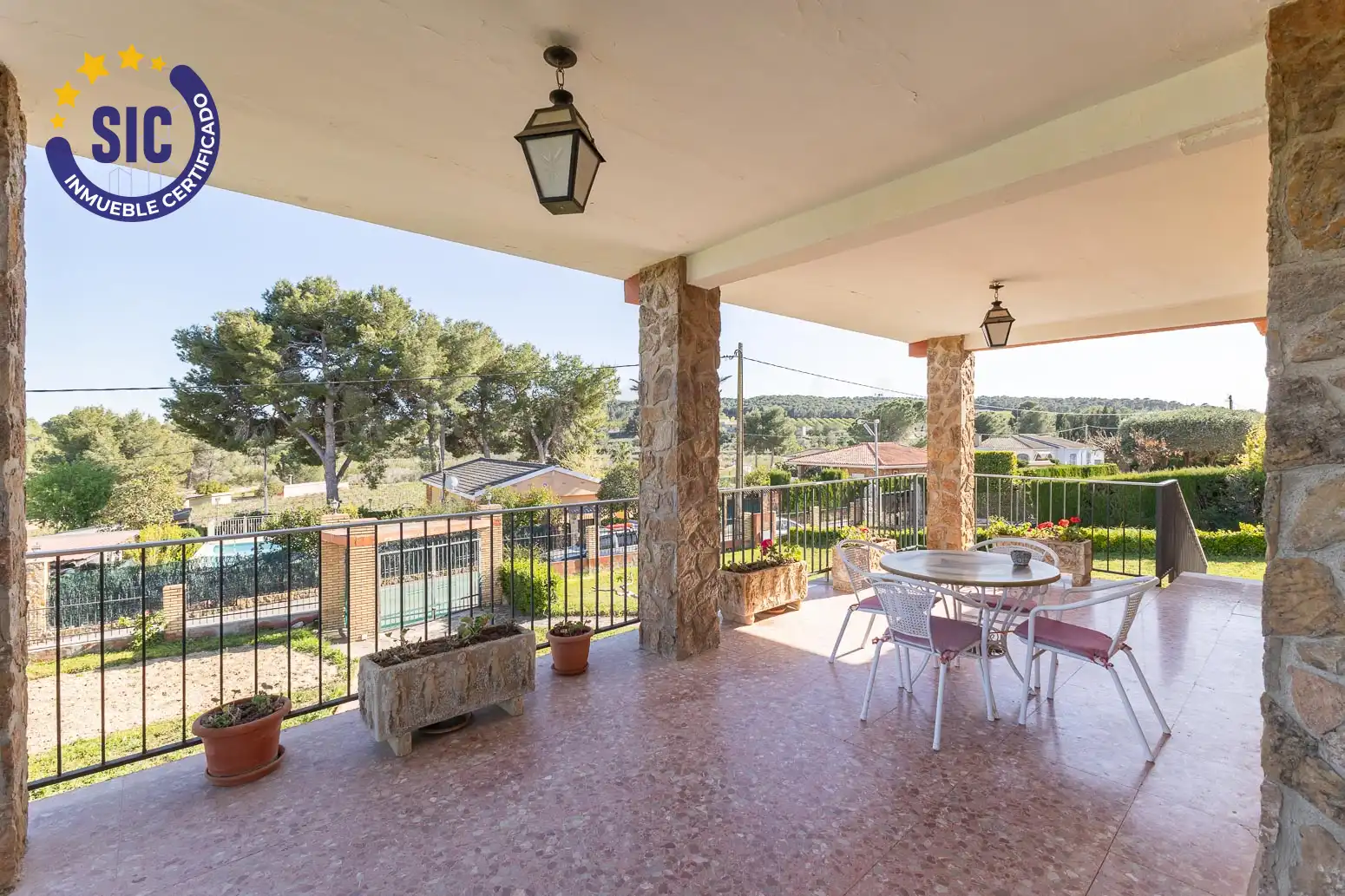 Terraza de Casa o chalet en venta en Chiva con Jardín privado