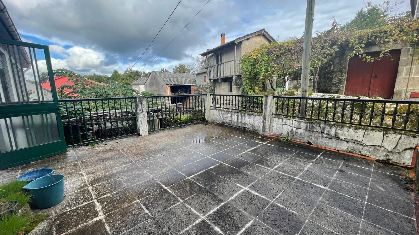 Exterior view of House or chalet for sale in O Carballiño    with Heating, Private garden and Terrace