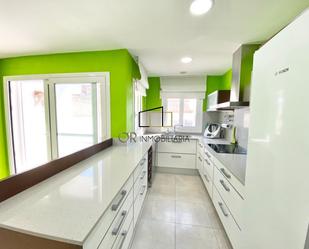 Kitchen of House or chalet for sale in Vilafranca del Penedès  with Air Conditioner, Terrace and Balcony