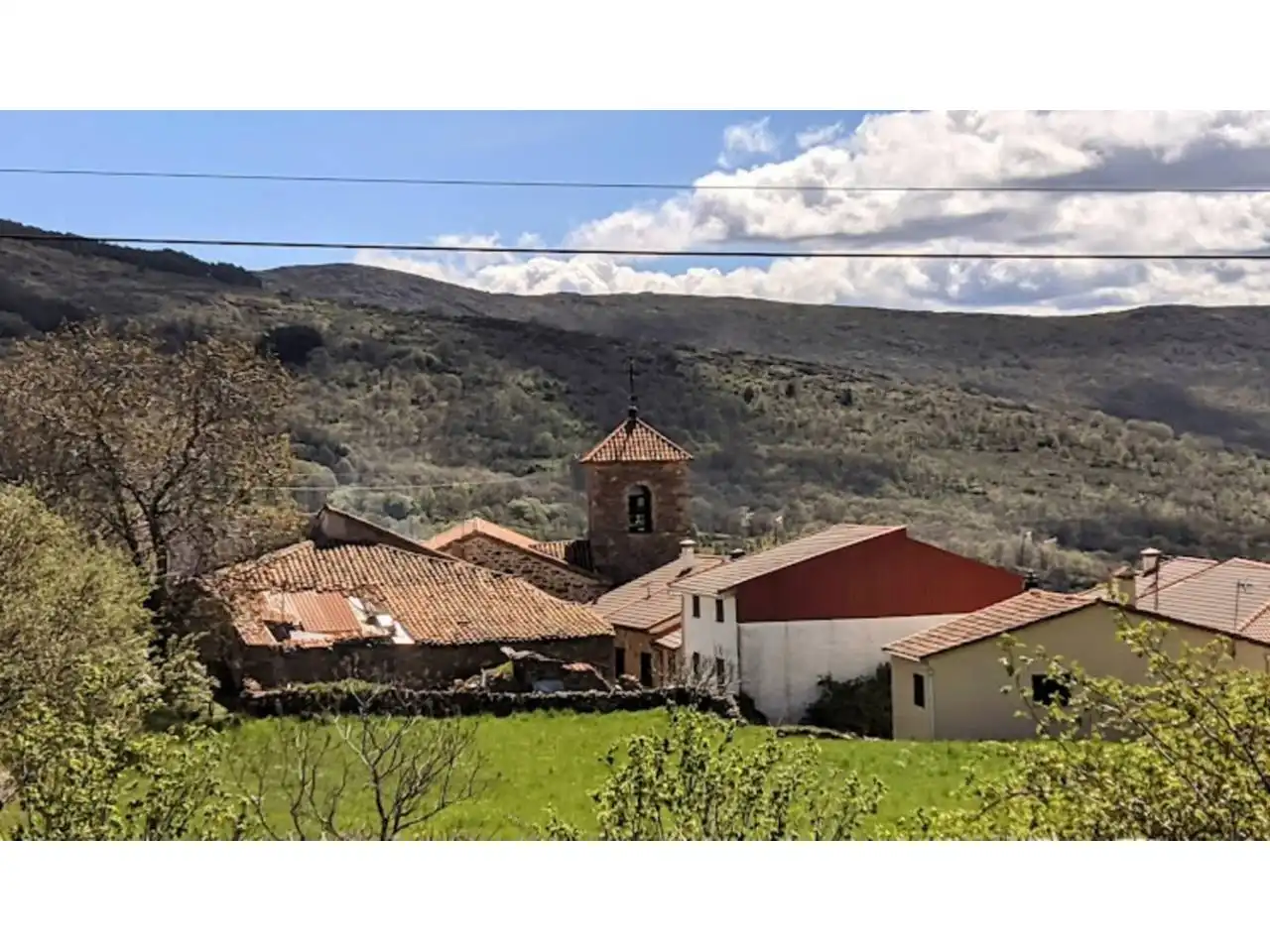 Vista exterior de Residencial en venta en Robregordo