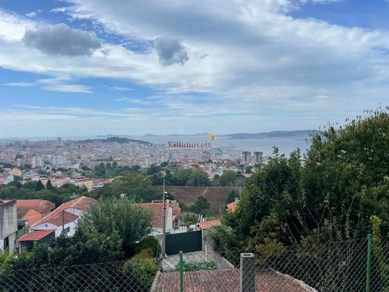 Exterior view of Apartments for rent in Vigo 