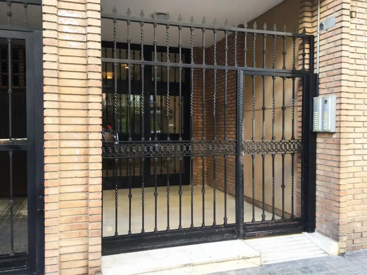 Apartments for rent in Mont-Olivet