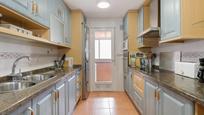 Kitchen of Flat for sale in  Granada Capital