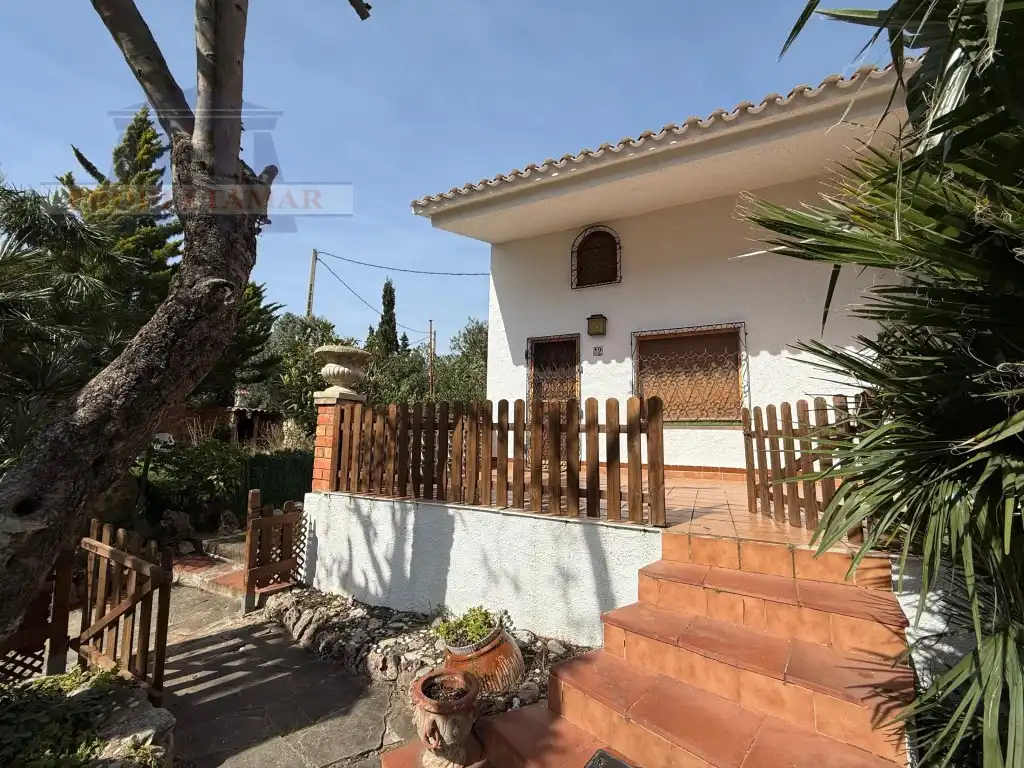 Vista exterior de Casa adosada en venta en Mont-roig del Camp