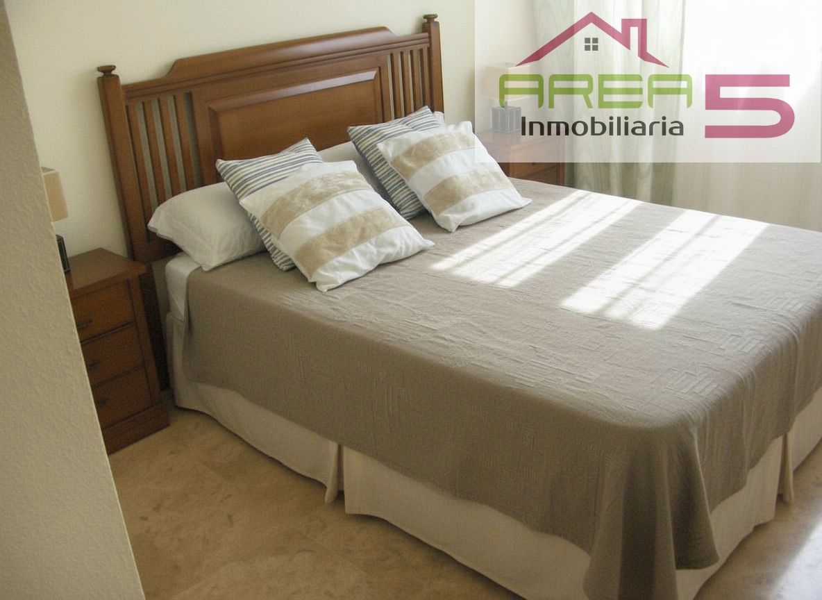 Dormitori de Pis de lloguer en Mérida amb Aire condicionat, Calefacció i Terrassa