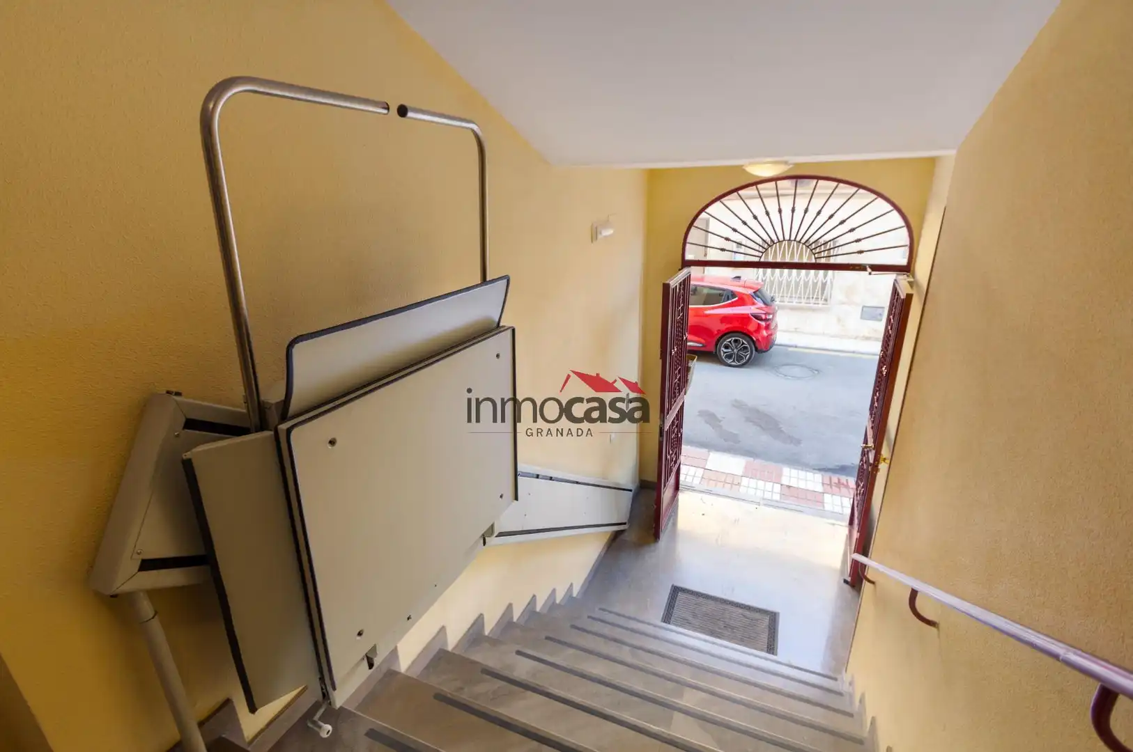 Piso en venta en Armilla con Trastero