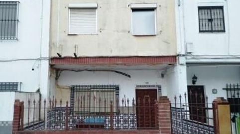 Foto 3 de Casa adosada en venta en Calle Sanlucar la Mayor, Centro, Bormujos