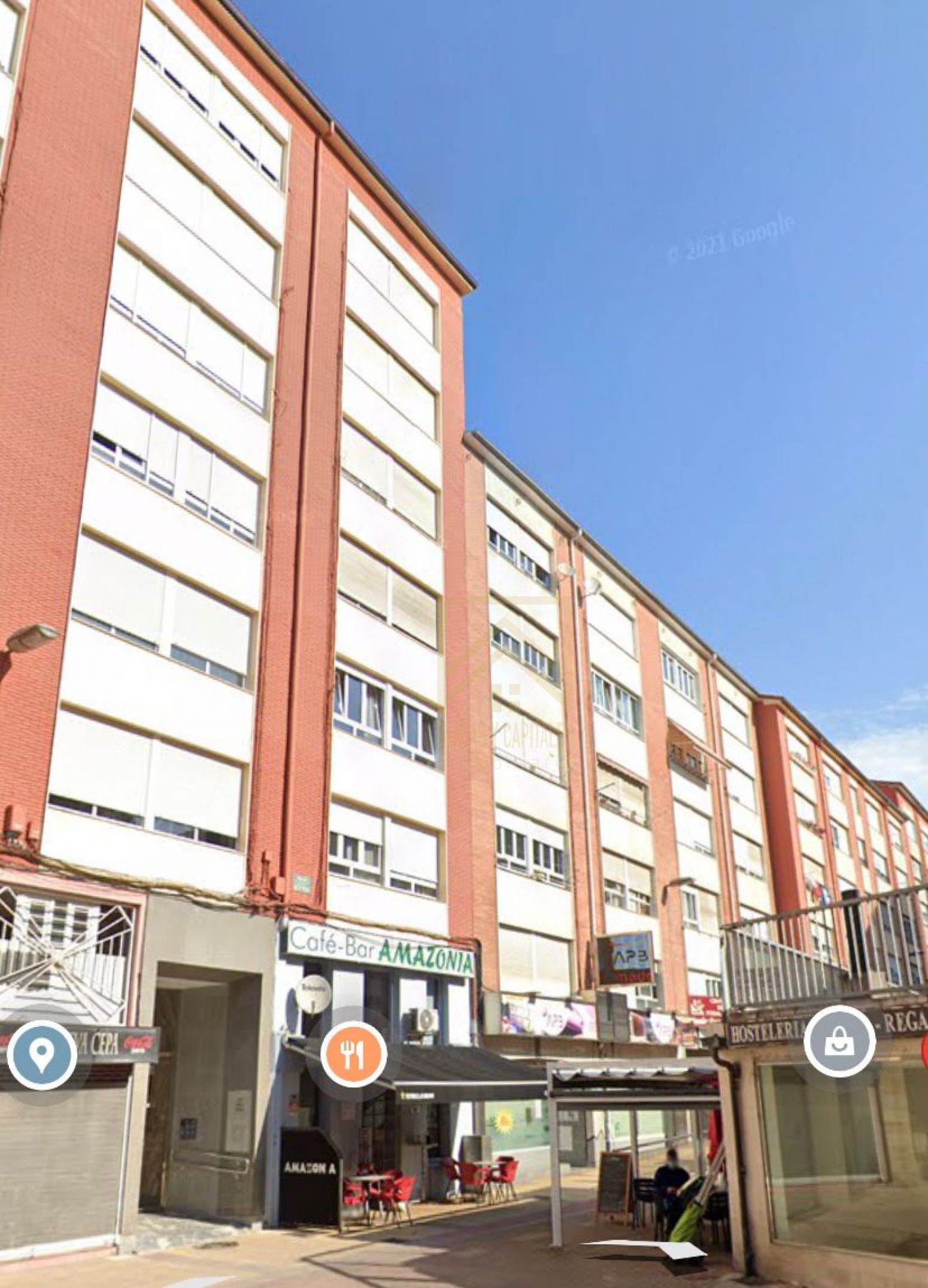 Vista exterior de Pis en venda en Torrelavega  amb Calefacció