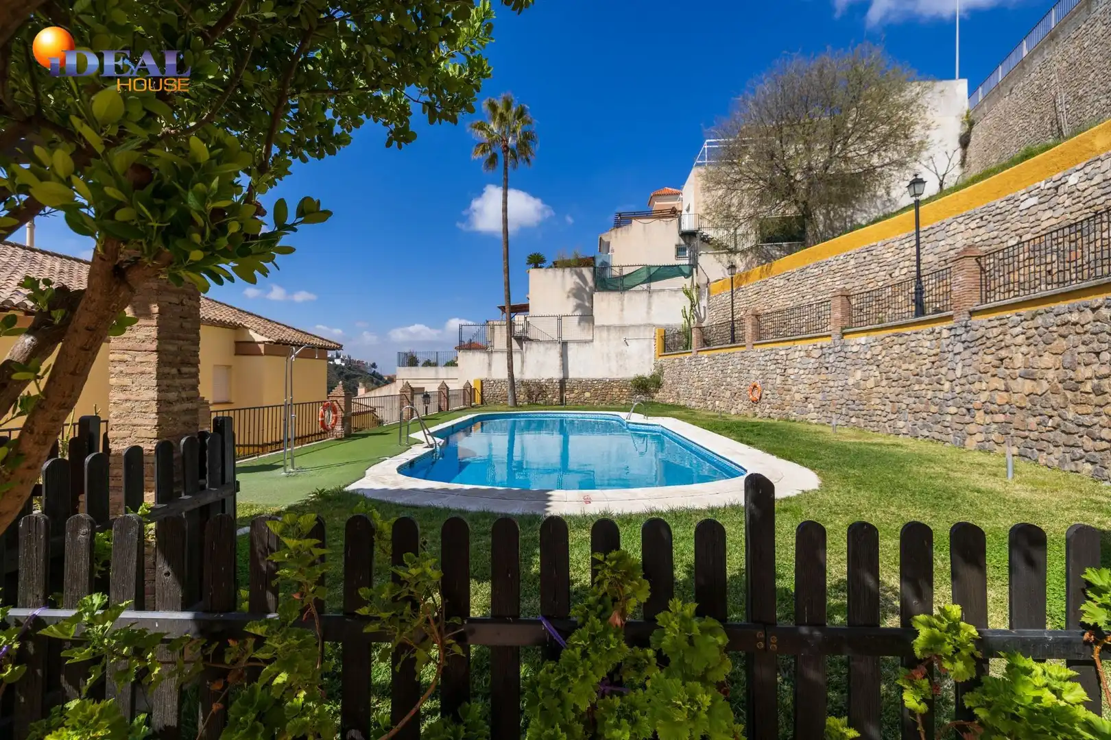 Reihenhaus mit Terrasse zum Verkauf in Cuesta Pino 65