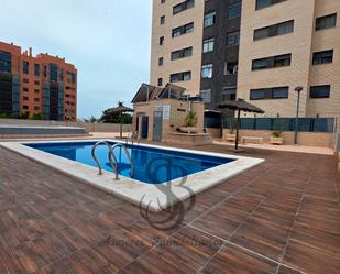 Piscina de Pis en venda en Alicante / Alacant amb Aire condicionat, Calefacció i Terrassa