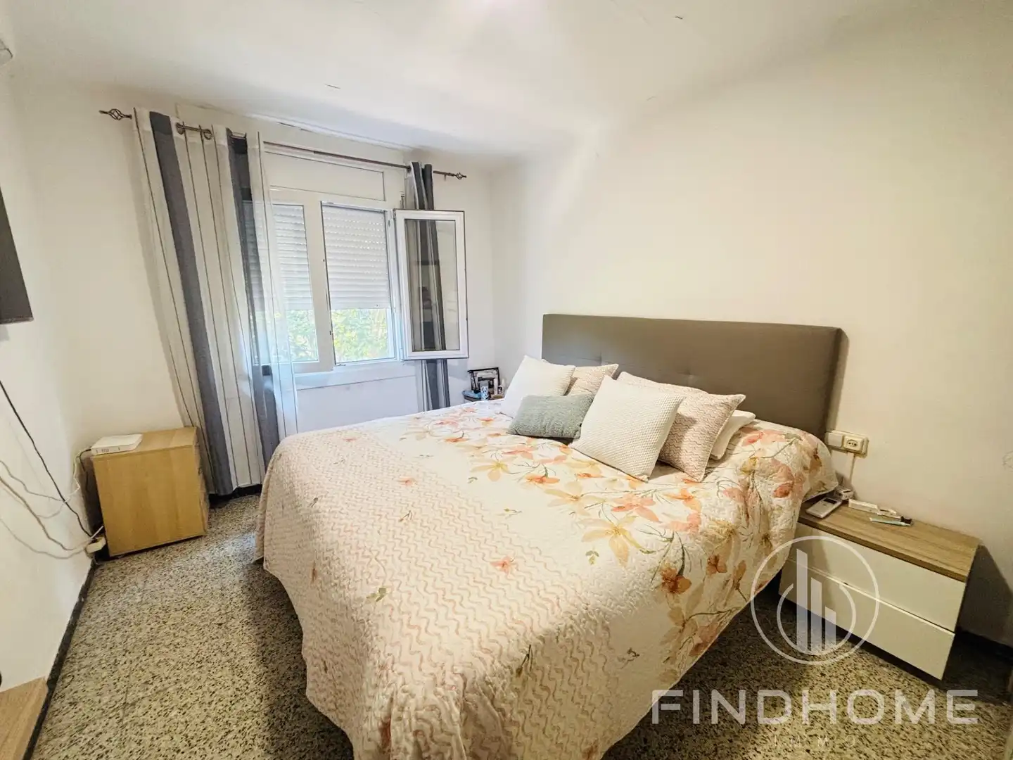 Bedroom of Flat for sale in Olot  with Air Conditioner and Heating