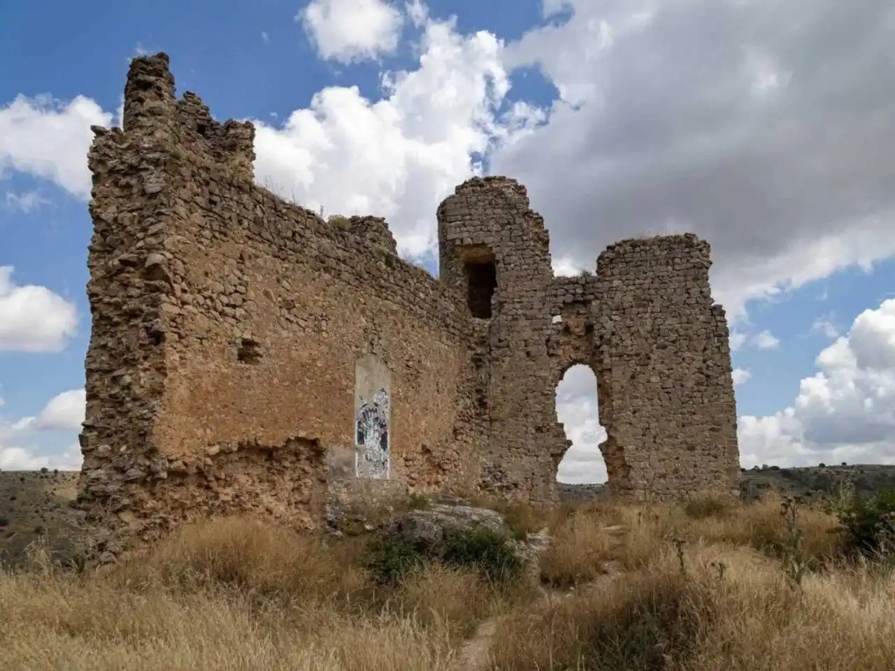 Außenansicht von Gebäude zum Verkauf in Sigüenza
