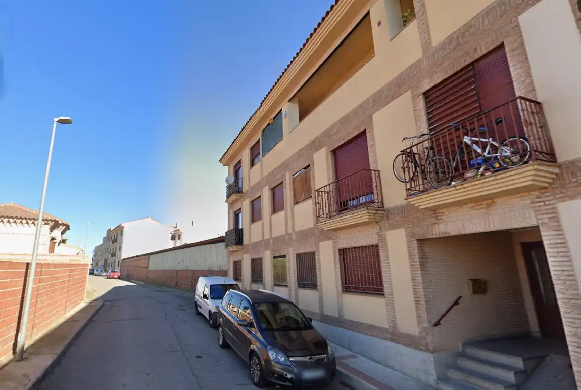 Vista exterior de Piso en venta en Lominchar