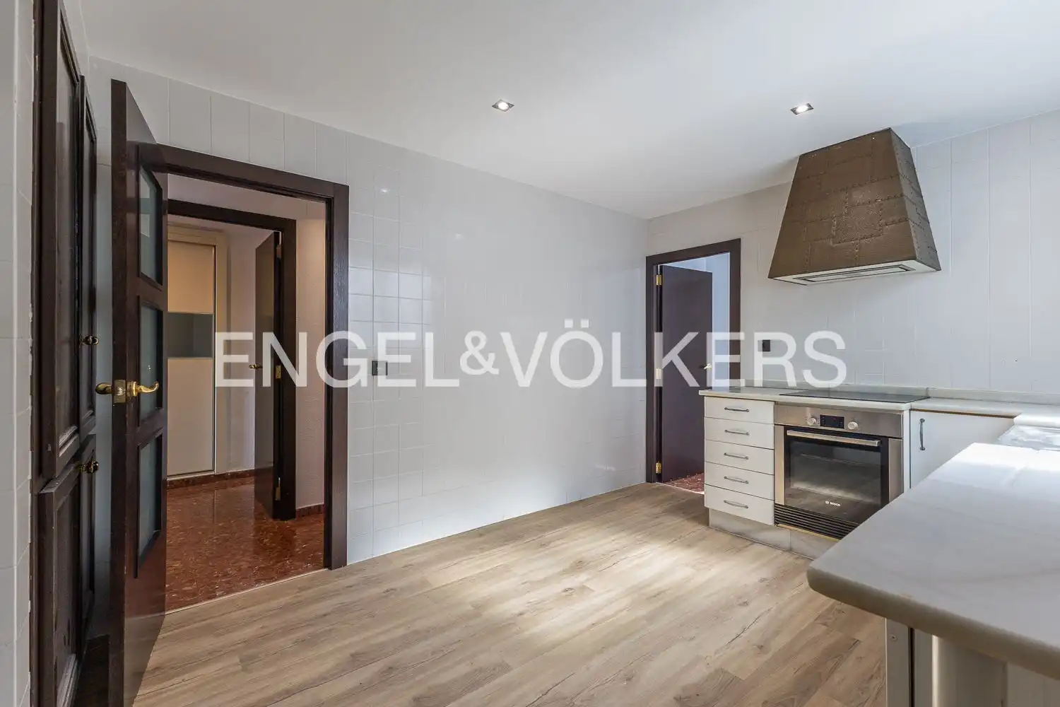 Piso en venta en Valencia con Aire acondicionado, Calefacción y Balcón