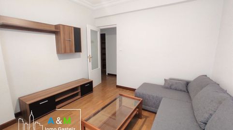 Photo 2 of Flat for rent in Canciller Ayala, Desamparados, Vitoria - Gasteiz