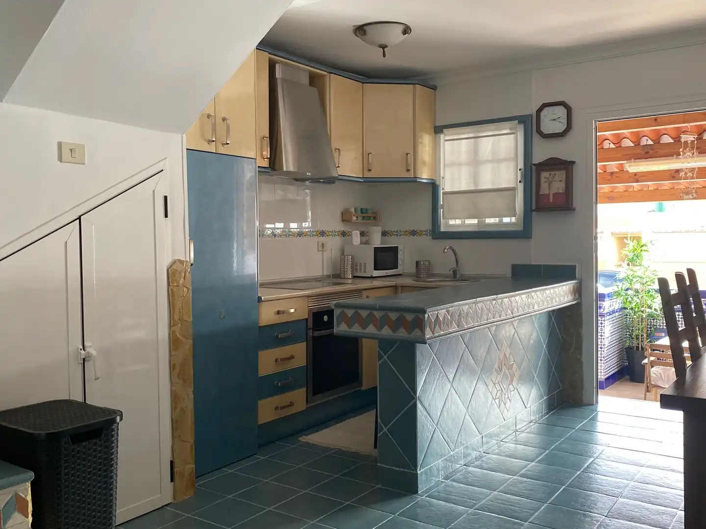 Cuina de Casa adosada en venda en Mogán amb Aire condicionat, Terrassa i Traster