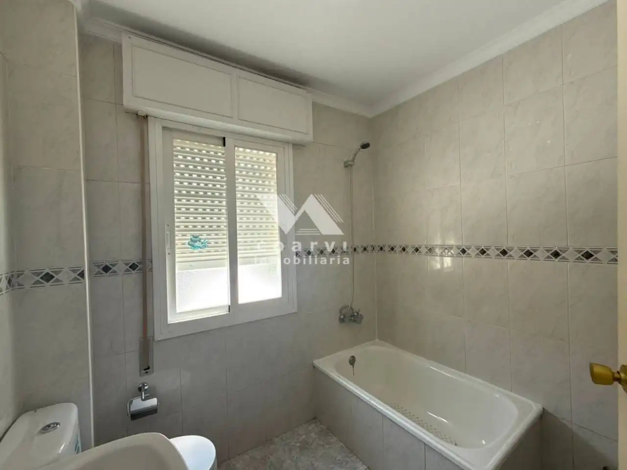 Bathroom of Flat for rent in Barbadás  with Private garden and Balcony