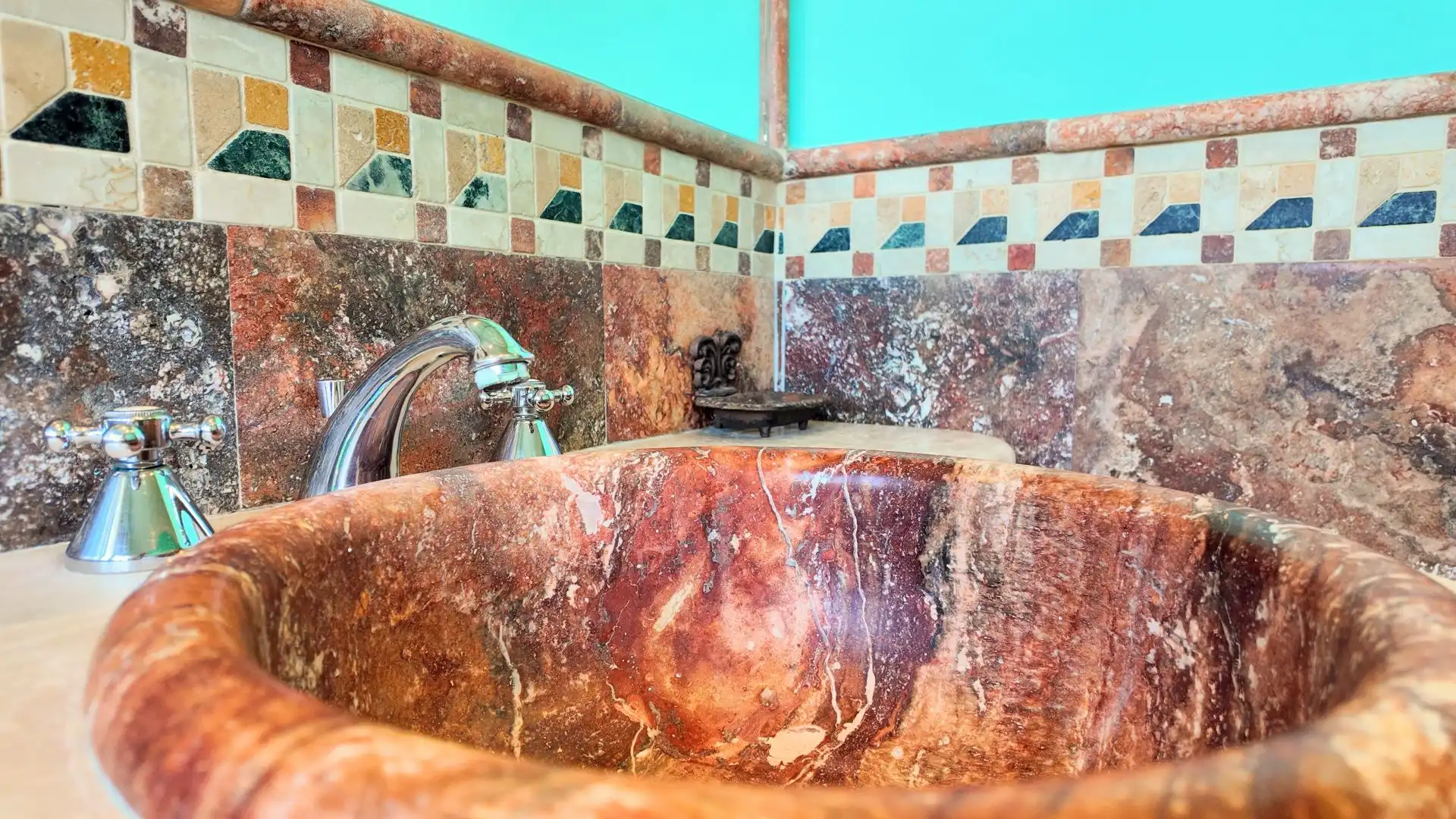 Bany de Finca rústica en venda en Mijas amb Aire condicionat, Traster i Piscina