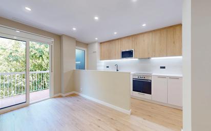 Kitchen of Flat for sale in  Barcelona Capital  with Air Conditioner, Heating and Parquet flooring