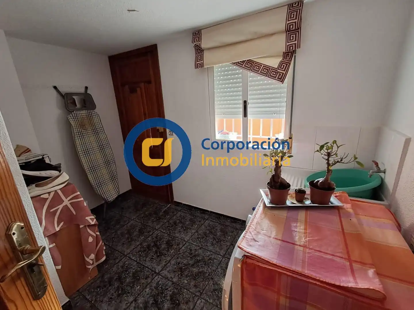 Casa adosada en venta en Lorca con Terraza, Trastero y Amueblado