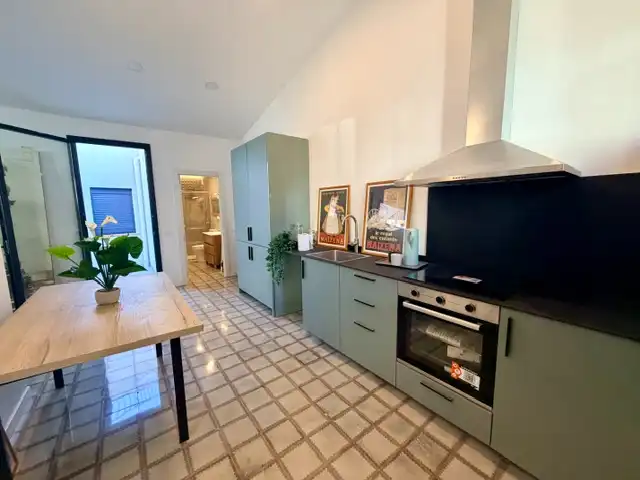 Detached homes for sale in Carrer de Fernando Poo, Els Merinals