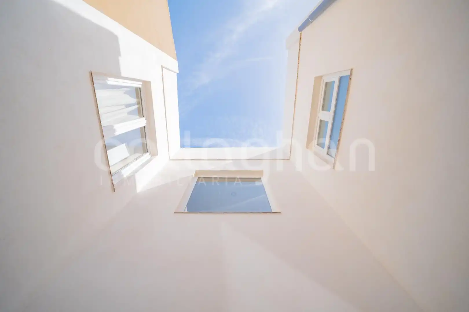 Exterior view of Buildings for sale in Burriana / Borriana