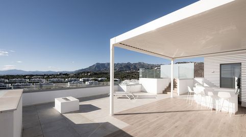Foto 2 de Ático en venta en Los Monteros, Marbella