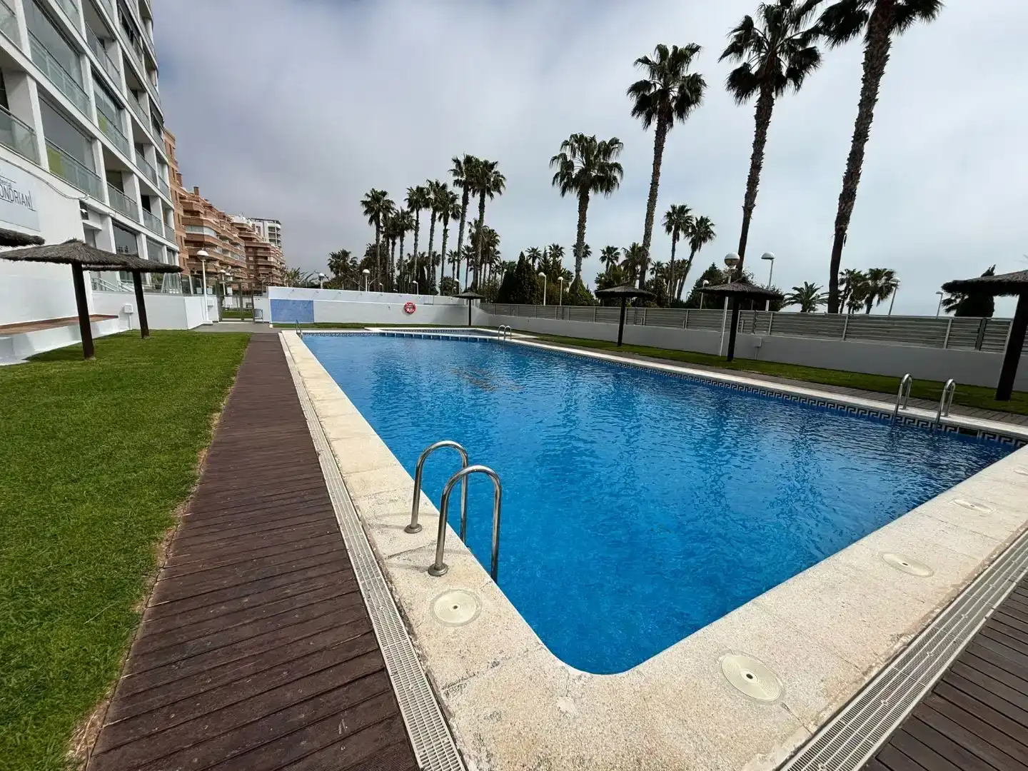 Piscina de Apartament de lloguer en Oropesa del Mar / Orpesa amb Aire condicionat, Piscina i Moblat