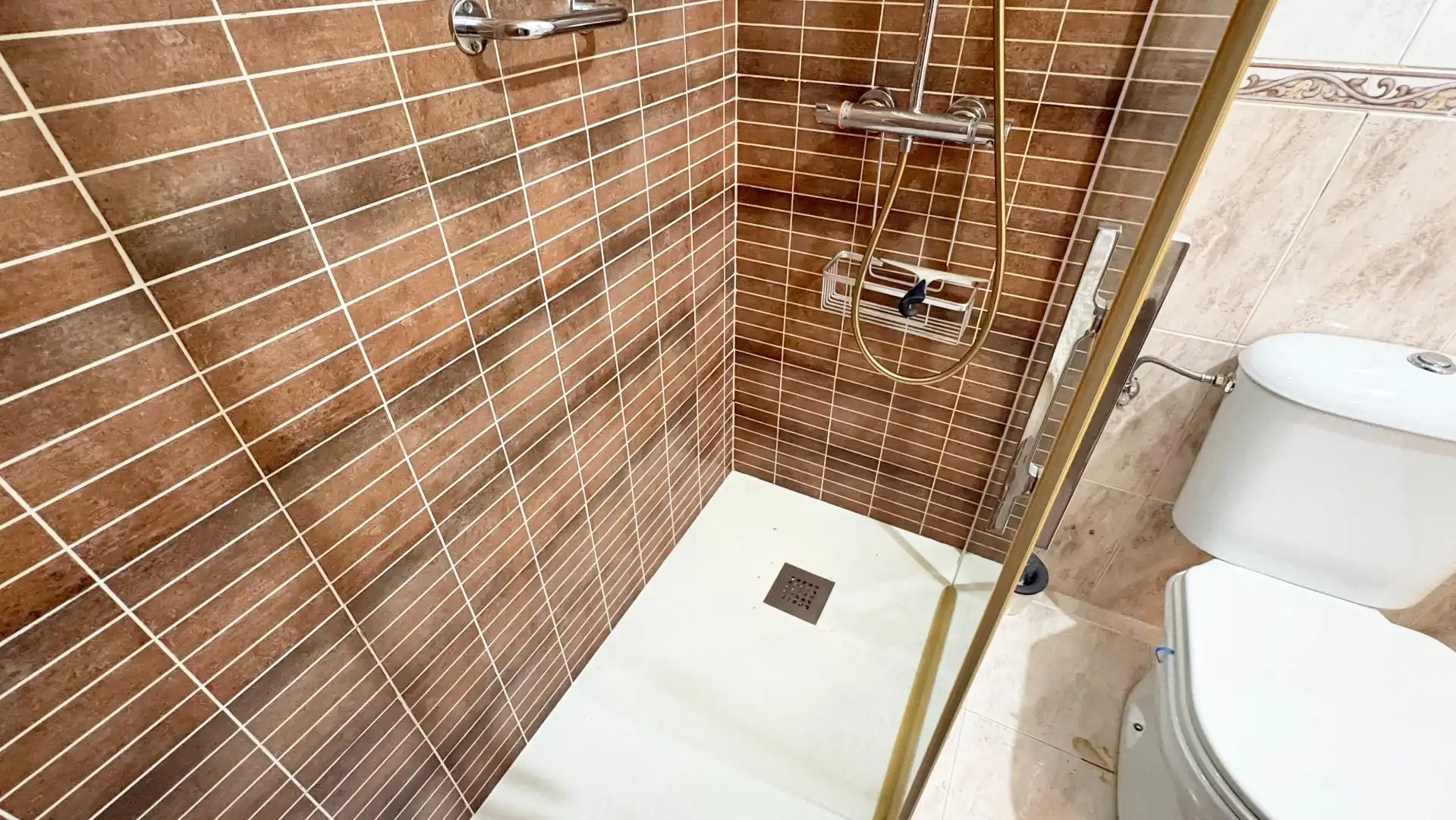 Baño de Piso en venta en Salamanca con Aire acondicionado, Calefacción y Amueblado