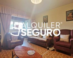 Sala d'estar de Pis de lloguer en  Madrid Capital amb Calefacció i Moblat